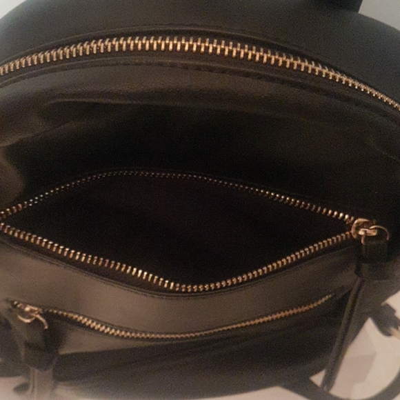 Forever 21 mini backpack - Picture 4 of 10